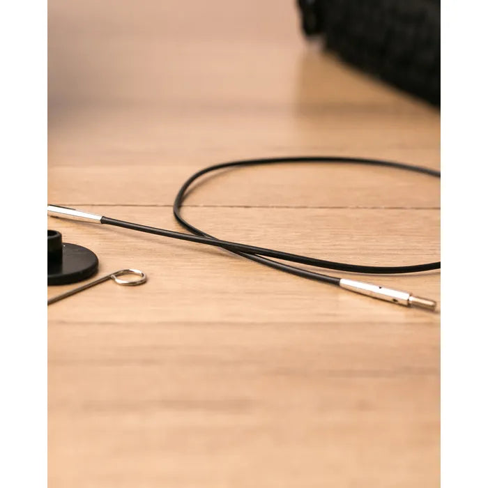Interchangeable cable for circular knitting needles