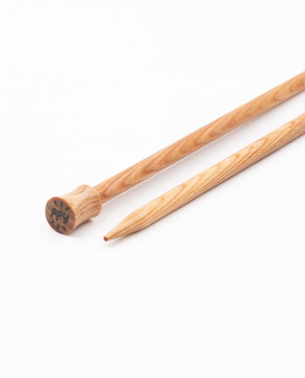 Knitting needle in Bamboo wood 40 cm. Color: "Natural" 